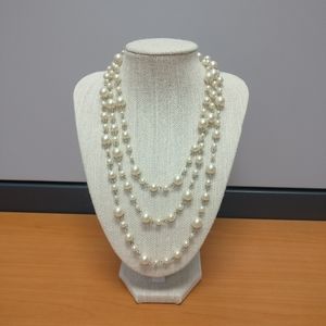 🎇 2 beaded long necklaces